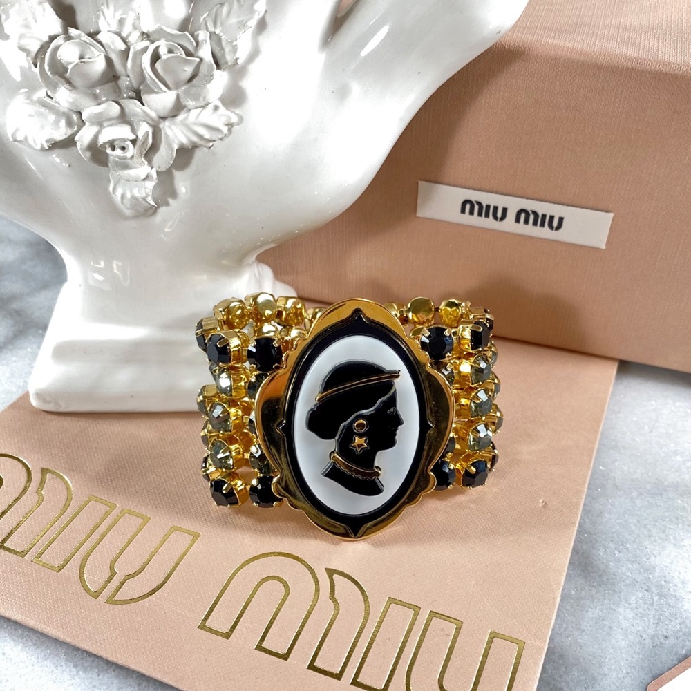 Miu Miu Crystal Cameo Gold Plated Bracelet - Picture 2 of 10